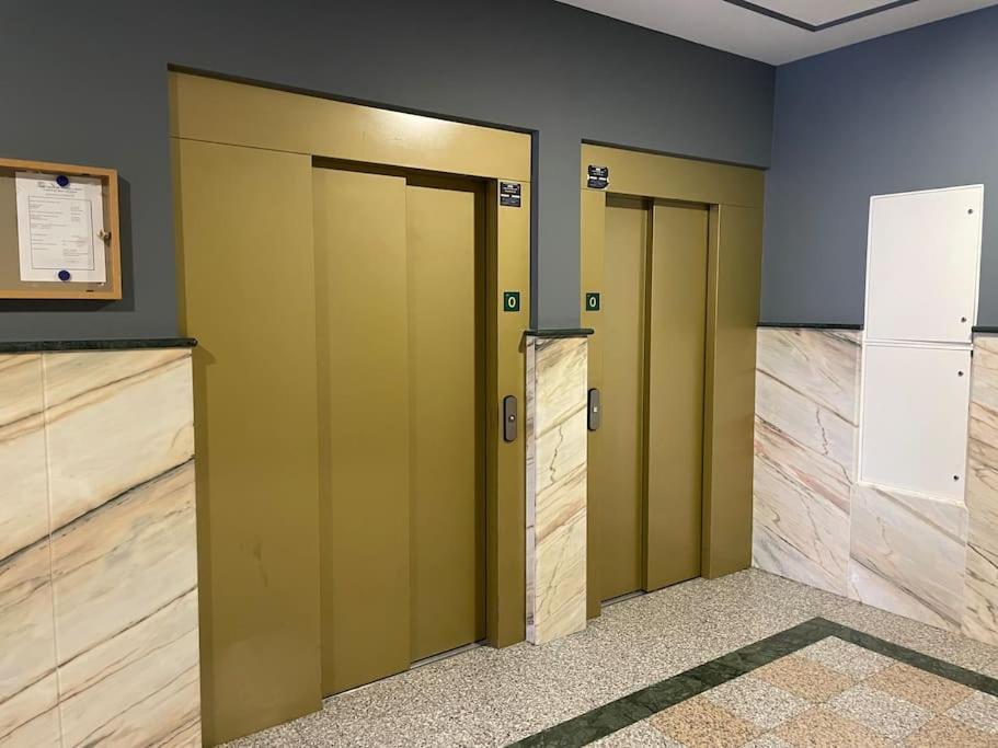 קסטרו אורדיאלס Apartamento Centro Con Garaje מראה חיצוני תמונה