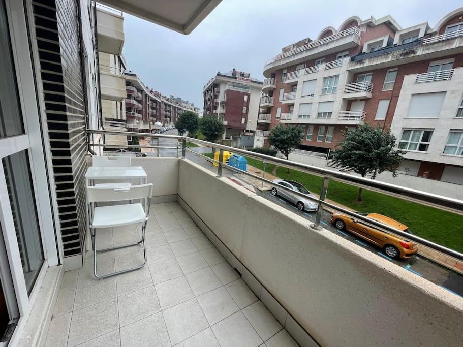 קסטרו אורדיאלס Apartamento Centro Con Garaje מראה חיצוני תמונה